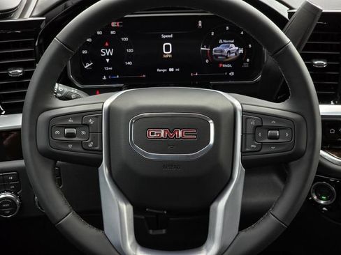 New 2026 GMC Sierra 1500 Elevation AWD/4WD image 17