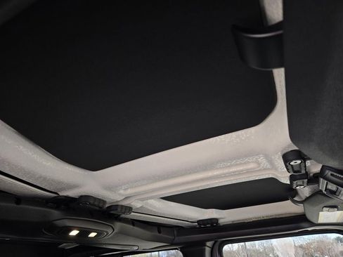 New 2025 Jeep Gladiator Rubicon image 10