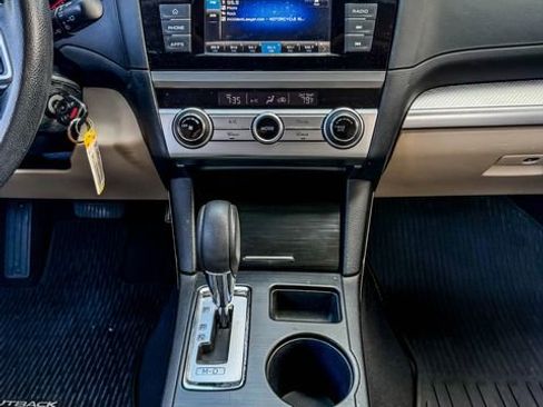 Used 2018 Subaru Outback 2.5i image 31