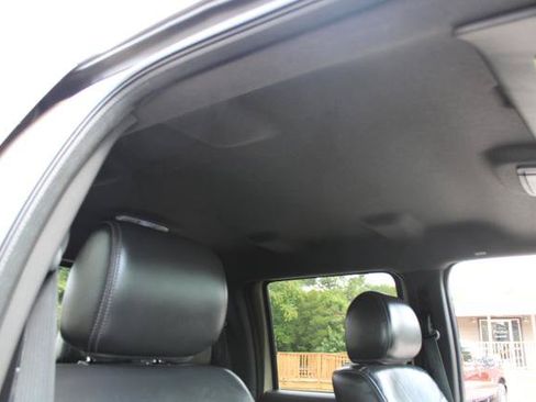 Used 2012 Ford F250 Lariat w/ Chrome Pkg AWD/4WD image 28
