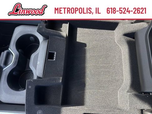 Used 2025 RAM 1500 Laramie w/ Night Edition image 28