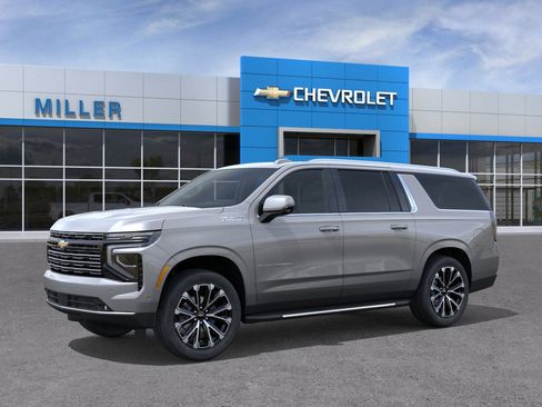 New 2026 Chevrolet Suburban High Country w/ Sun And Tow Package AWD/4WD image 38