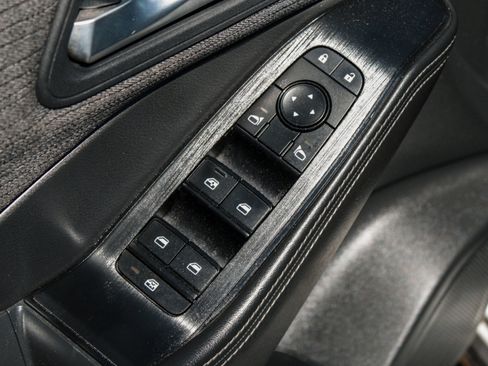 Used 2021 Nissan Rogue SV AWD/4WD image 9