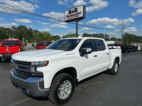 Used 2019 Chevrolet Silverado 1500 LTZ AWD/4WD image 1