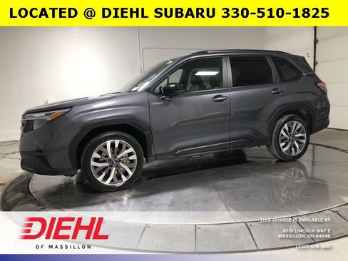 Used 2025 Subaru Forester Touring image 4