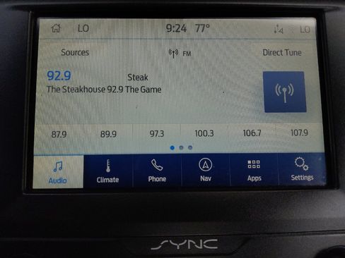 Used 2020 Ford Fusion SEL FWD image 25