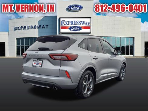 Used 2023 Ford Escape ST-Line w/ Cold Weather Package FWD image 7