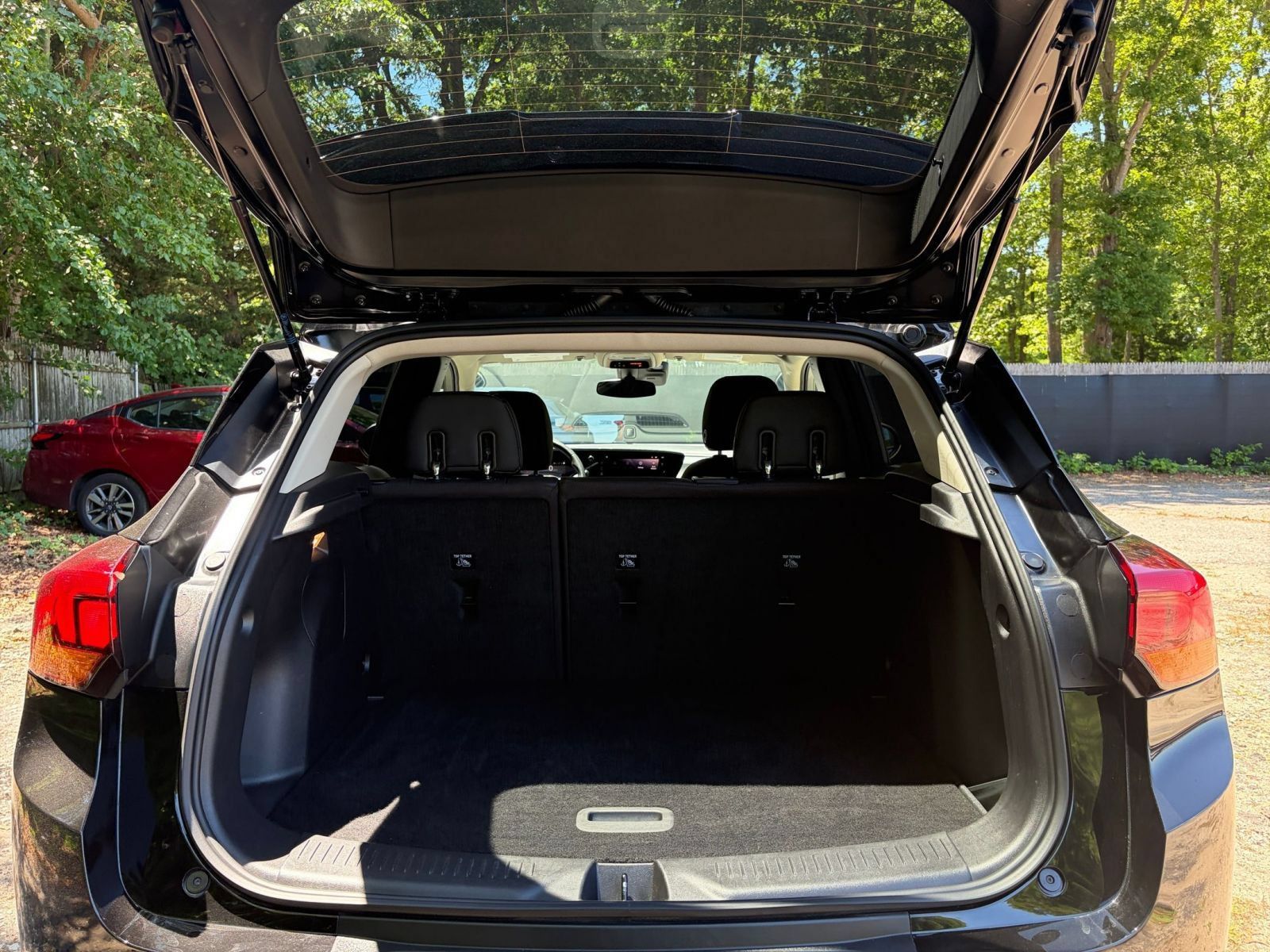 Used 2025 Buick Encore GX Preferred FWD image 29