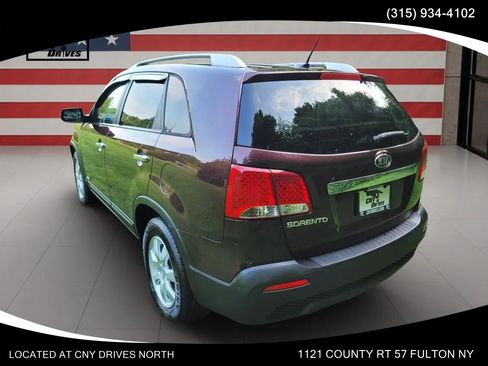 Used 2013 Kia Sorento LX AWD/4WD image 7