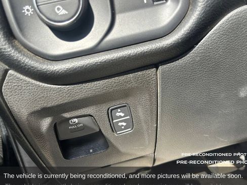 Used 2022 RAM 1500 Lone Star RWD image 9