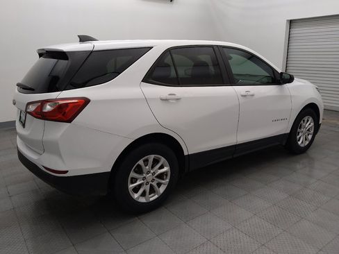 Used 2020 Chevrolet Equinox LS w/ LS Convenience Package FWD image 10