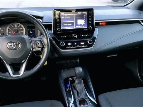 Used 2021 Toyota Corolla SE image 6