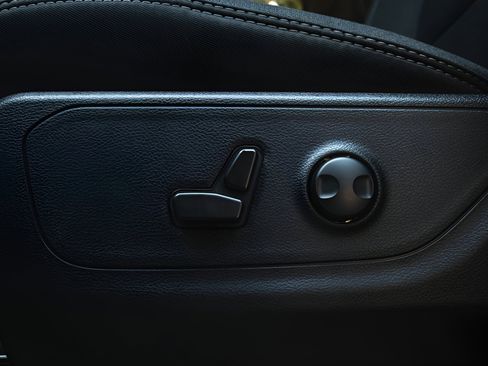 Used 2025 RAM 1500 Big Horn image 20