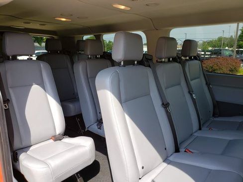 Used 2018 Ford Transit 350 XL RWD image 13