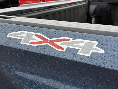 Used 2021 Chevrolet Silverado 1500 LT image 9