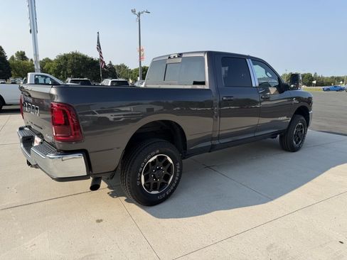 Used 2025 RAM 3500 Laramie AWD/4WD image 8