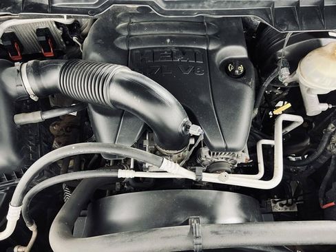 Used 2017 RAM 1500 Big Horn image 7