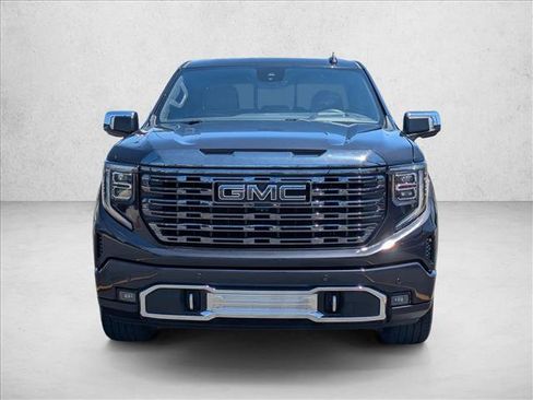 Used 2023 GMC Sierra 1500 Denali Ultimate AWD/4WD image 2
