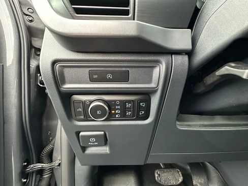 Used 2025 Ford F150 XLT w/ Equipment Group 302A MID image 3