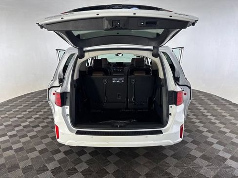 Used 2026 Honda Odyssey Elite image 19