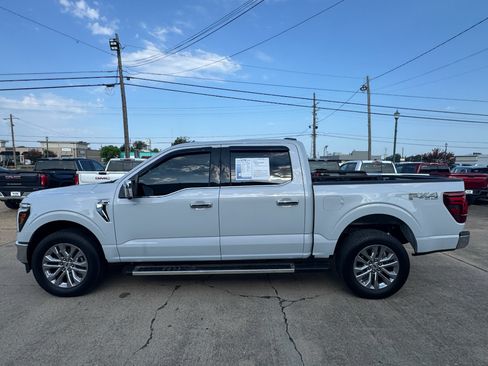 Used 2025 Ford F150 Lariat w/ Equipment Group 502A High AWD/4WD image 2