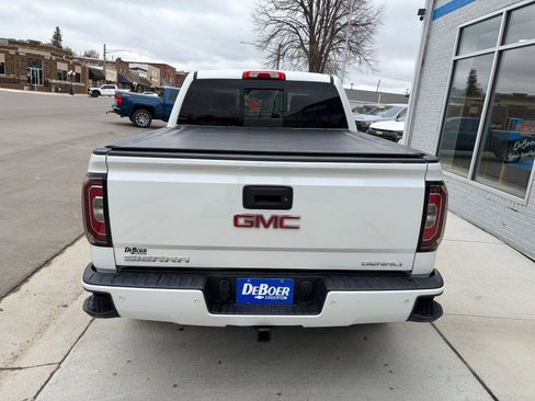 Used 2017 GMC Sierra 1500 Denali AWD/4WD image 4