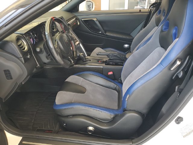 Used 2014 Nissan GT-R Track Edition AWD/4WD image 23