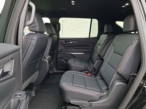New 2026 Chevrolet Traverse Z71 w/ Driver Confidence Package AWD/4WD image 8