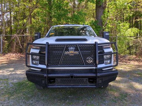 Used 2024 Chevrolet Silverado 3500 W/T w/ WT Convenience Package image 3