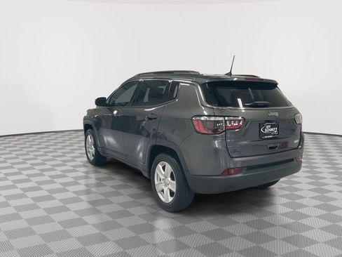 Used 2022 Jeep Compass Latitude image 8