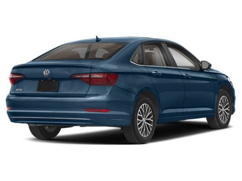 Used 2021 Volkswagen Jetta R-Line w/ R-Line Cold Weather Package FWD image 2
