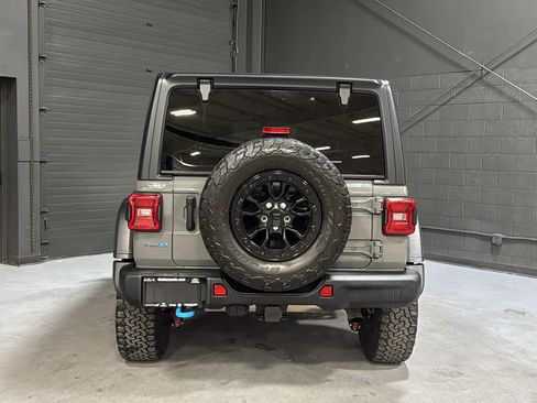 Used 2023 Jeep Wrangler Unlimited Rubicon 4xe AWD/4WD image 5