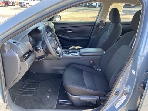 Used 2024 Nissan Sentra SV image 33