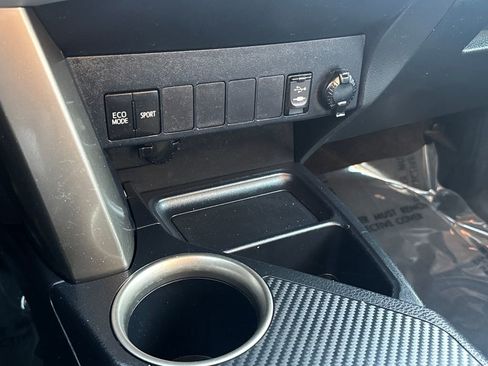 Used 2015 Toyota RAV4 LE image 24