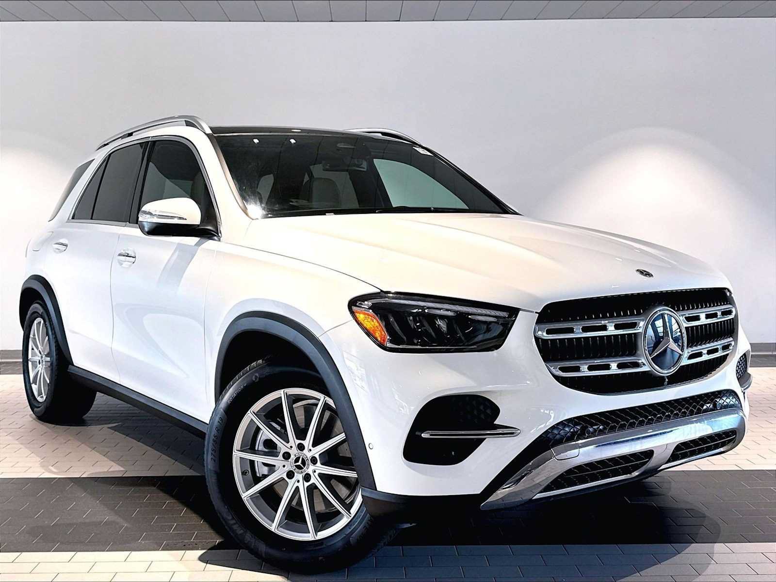 Used 2024 Mercedes-Benz GLE 450 4MATIC image 12