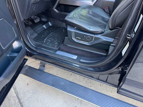 Used 2015 Ford F150 Platinum w/ Technology Package AWD/4WD image 18