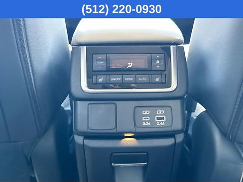 New 2025 Subaru Ascent Limited image 32