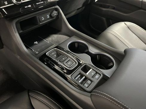 New 2026 Honda Pilot Touring image 17