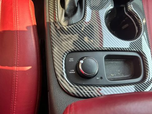 Used 2018 Dodge Durango R/T w/ Technology Group AWD/4WD image 24