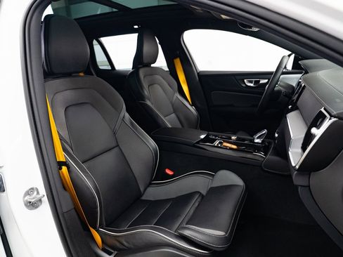 Used 2024 Volvo V60 T8 Polestar image 25