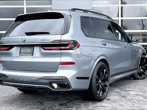 Used 2025 BMW X7 xDrive40i w/ M Sport Package image 13