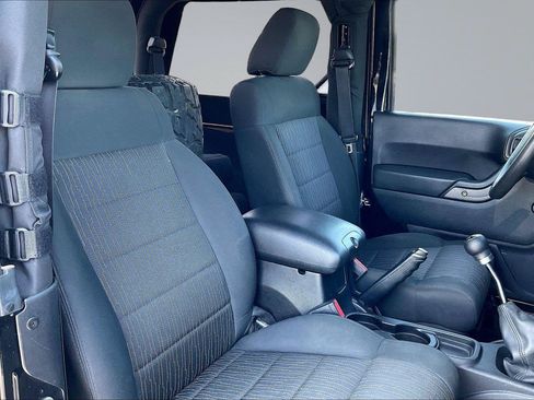 Used 2012 Jeep Wrangler Sport AWD/4WD image 8