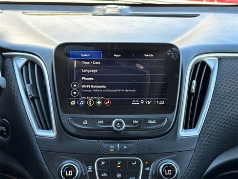 Used 2023 Chevrolet Malibu LT image 22