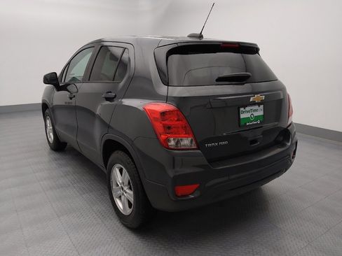 Used 2020 Chevrolet Trax LS w/ Tint and Cruise Package image 5