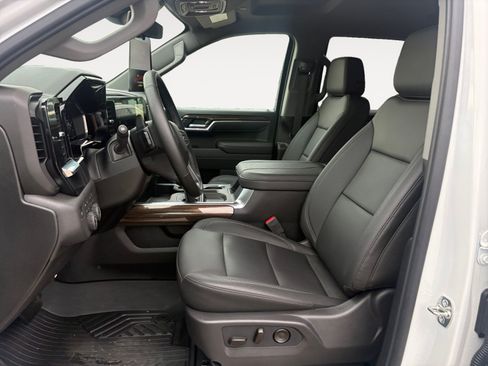 New 2026 Chevrolet Silverado 1500 RST AWD/4WD image 9