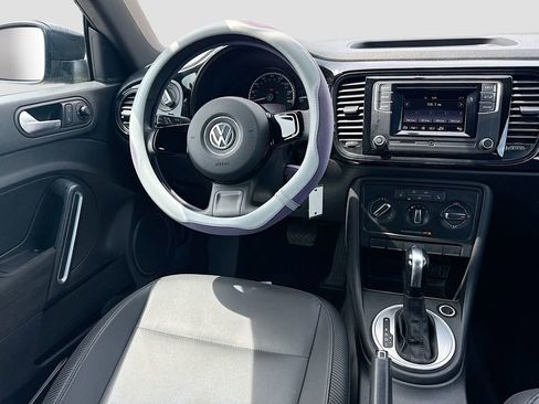 Used 2016 Volkswagen Beetle 1.8T FWD image 26