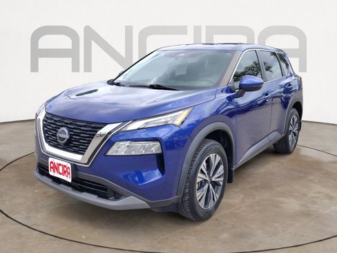 Used 2022 Nissan Rogue SV image 9
