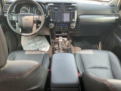 Used 2020 Toyota 4Runner SR5 Premium AWD/4WD image 11