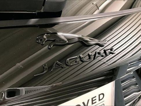 Used 2025 Jaguar F-PACE R-Dynamic S image 32