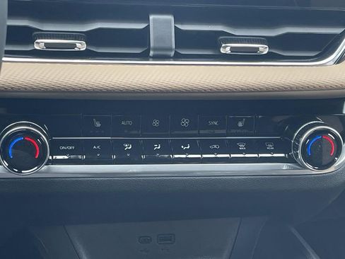 New 2026 Chevrolet Equinox ACTIV w/ Safety and Technology Package image 21